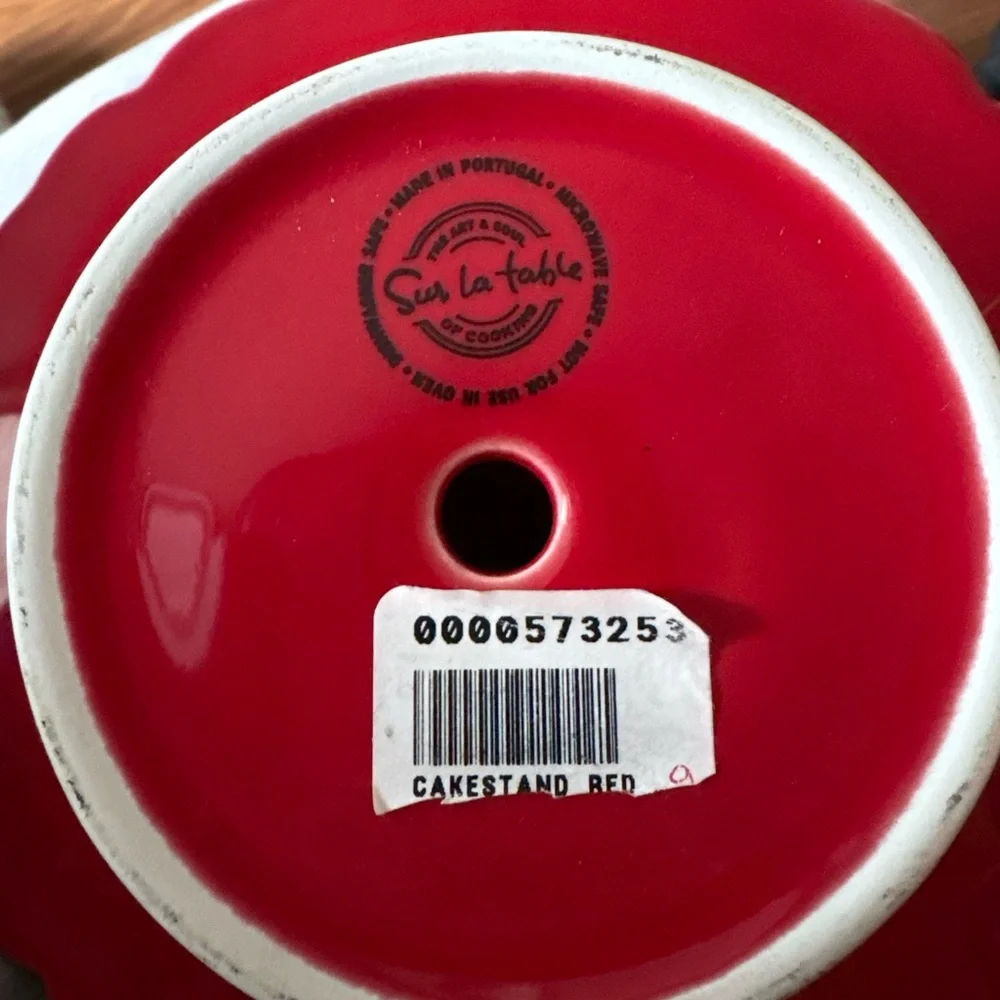 Red heart Cake Stand